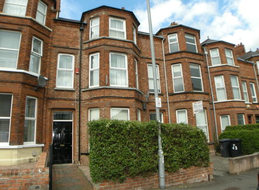 45 Malone Avenue, Belfast, BT9 6EP photo