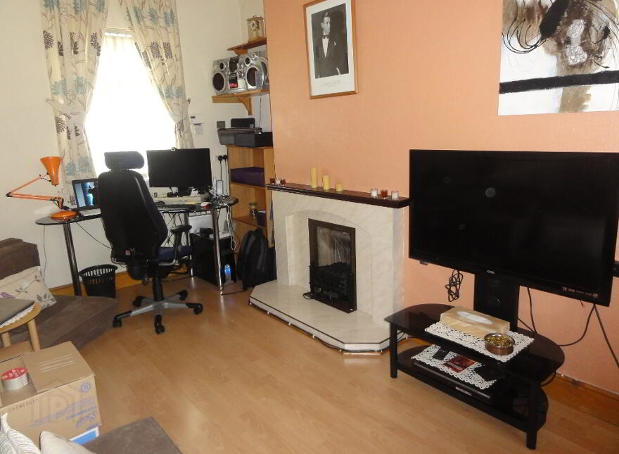 20 Strandburn Drive, Belfast, BT4 1NA
