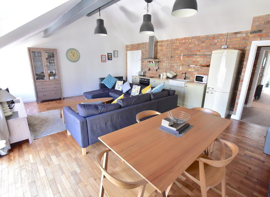 Unit 3, 52 Causeway Street, Loft C, Portrush, BT56 8AD
