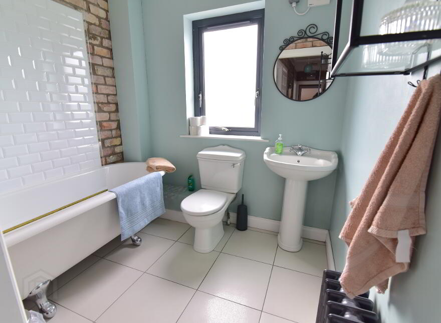 Unit 3, 52 Causeway Street, Loft C, Portrush, BT56 8AD