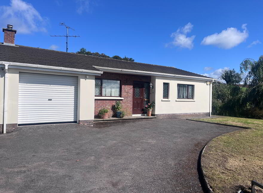 51 Cloghcor Road, Lisbellaw, Enniskillen, BT94 4AH photo