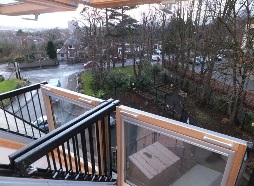 Sandown Manor, Sandown Road, Belfast, BT5 6GQ