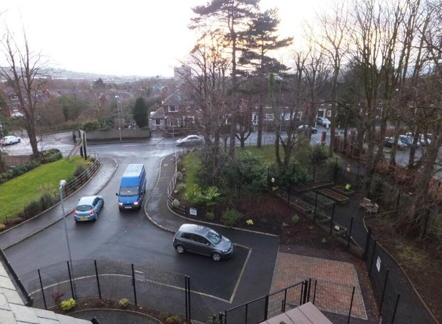 Sandown Manor, Sandown Road, Belfast, BT5 6GQ