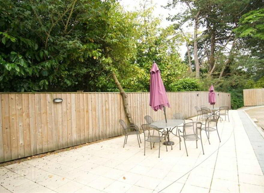 Sandown Manor, Sandown Road, Belfast, BT5 6GQ