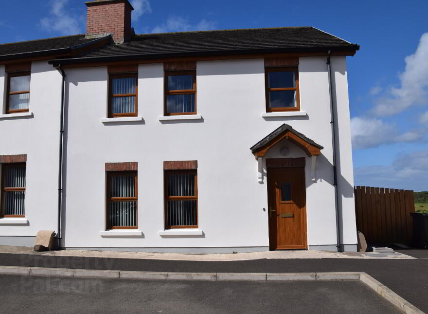 2 Swilly Court (student Let), Portstewart, BT55 7TN photo