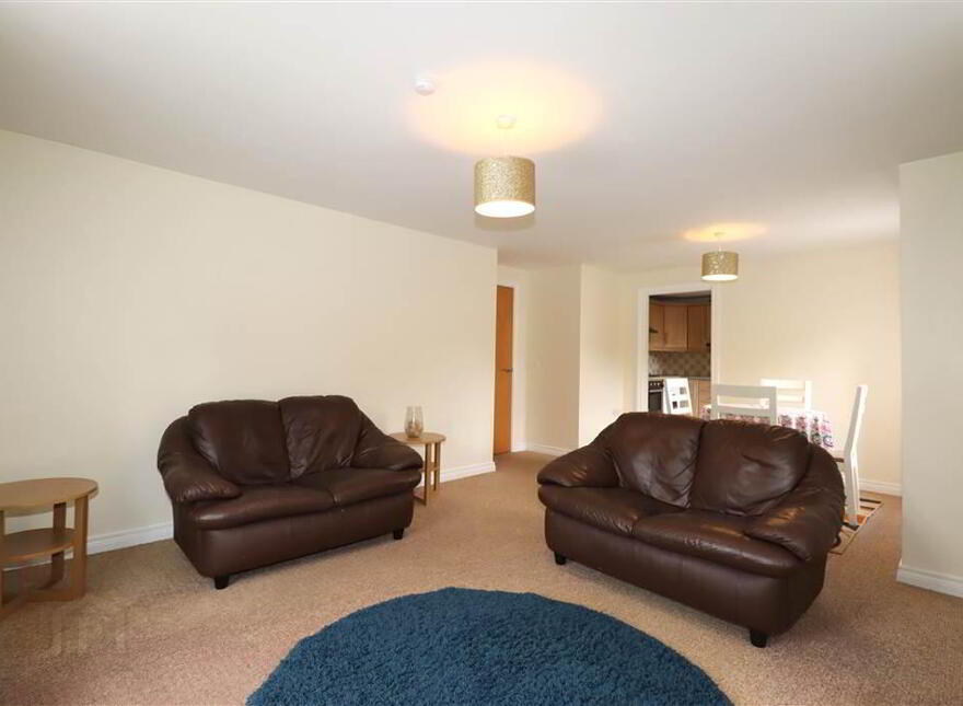 26 Redwood Grove, Dunmurry, Lisburn, BT17 9RN
