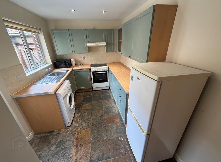 17 Pims Avenue, Holywood Road, Belfast, BT4 1PJ