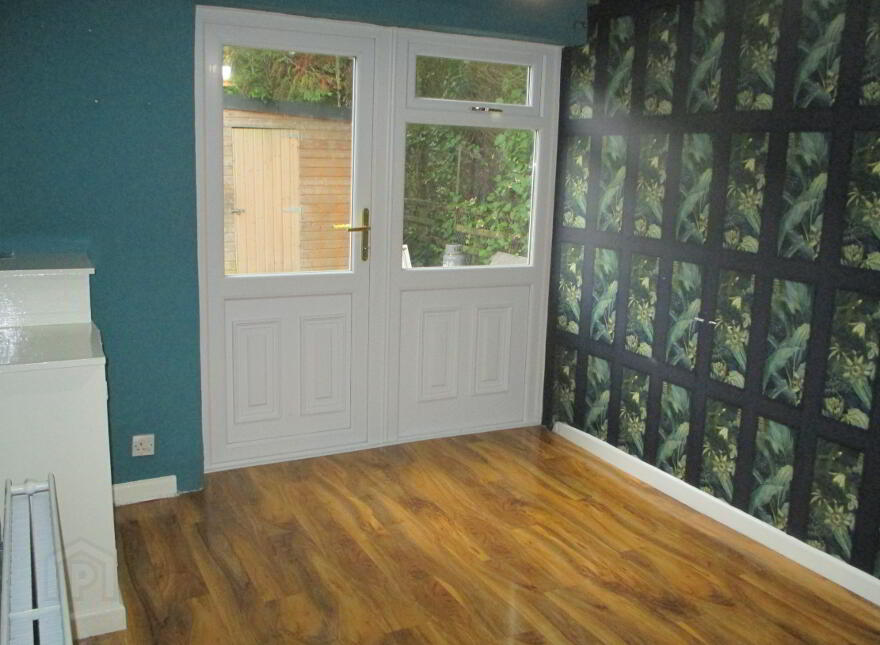 Belfast Road, Carrickfergus, BT38 8BU