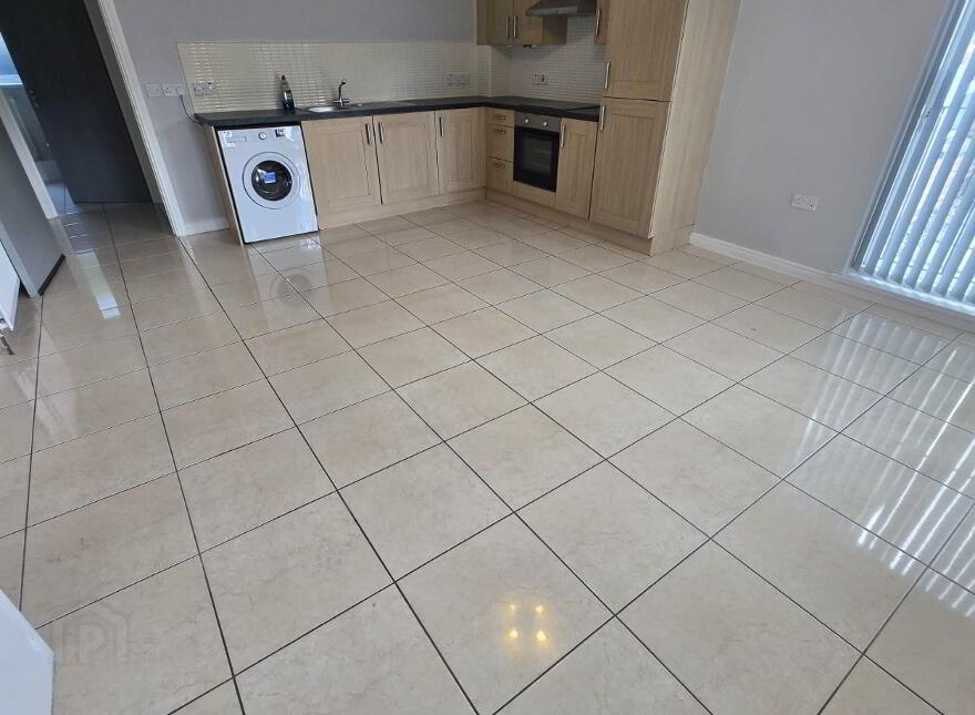 5 Meadowfields Close, Downpatrick, BT30 6GZ