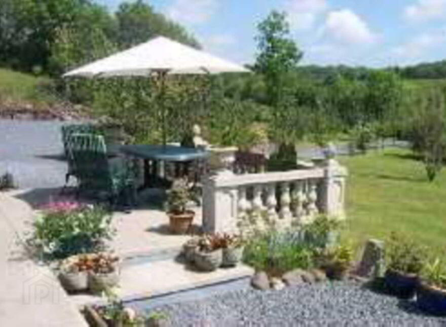 Honeysuckle Lodge, Manoo Road, Drumhoney, Enniskillen, BT93 1AN