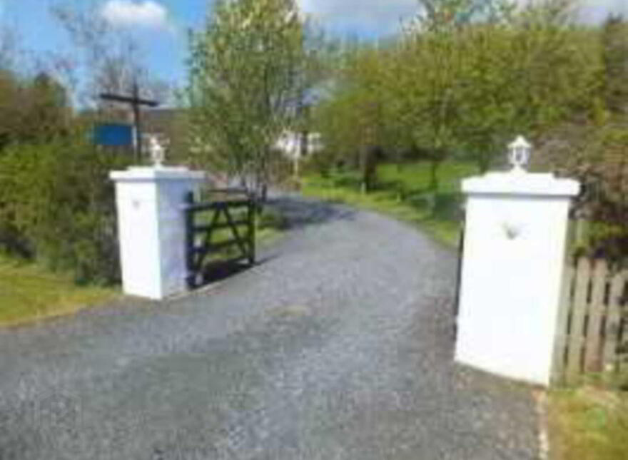 Honeysuckle Lodge, Manoo Road, Drumhoney, Enniskillen, BT93 1AN