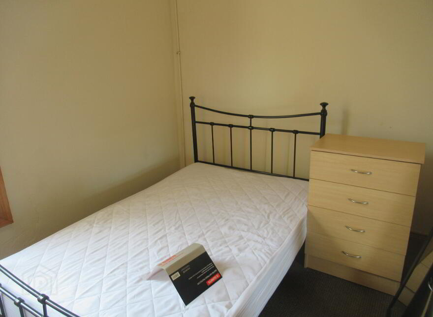 Unit 2, 32 Fitzroy Avenue, Belfast, BT7 1HW