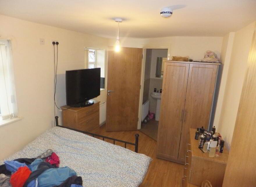 Unit 1, 21 Lawrence Street, University Street, Belfast, BT7 1LE
