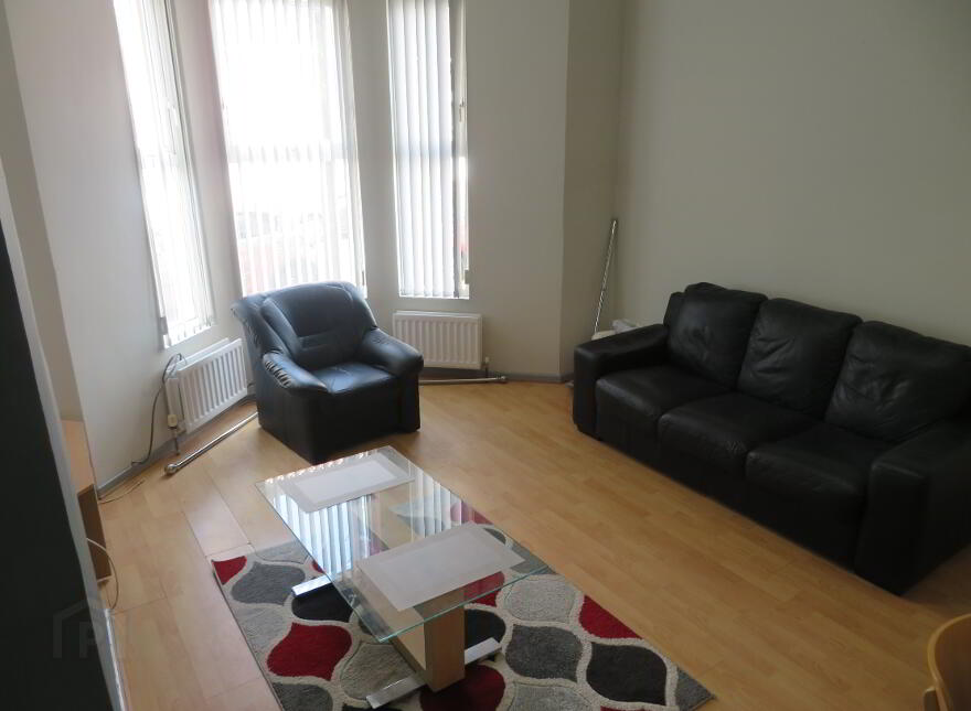 Unit 1, 19 Lawrence Street, Botanic, Belfast, BT7 1LE