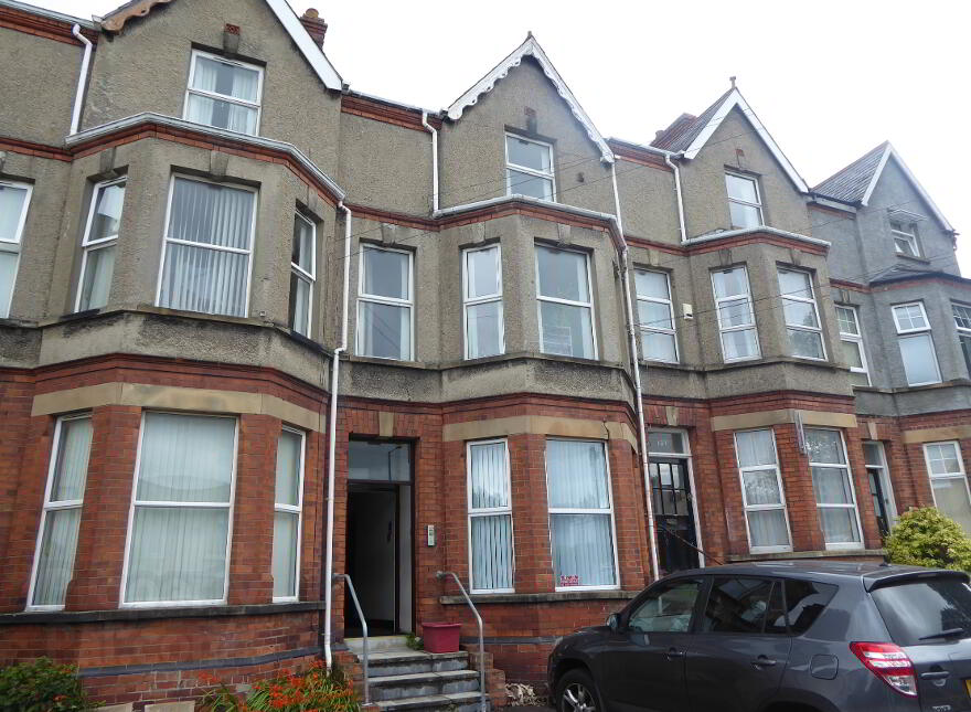 Flat 2, 109 Ulsterville Avenue, Belfast, BT9 7AU photo