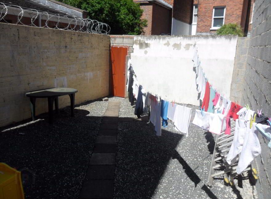 Flat 1, 46 College Park Avenue, Belfast, BT7 1LR