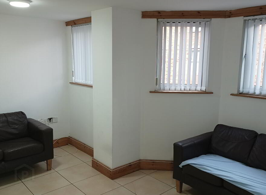 Eglantine Gardens, Belfast, BT9 6EZ