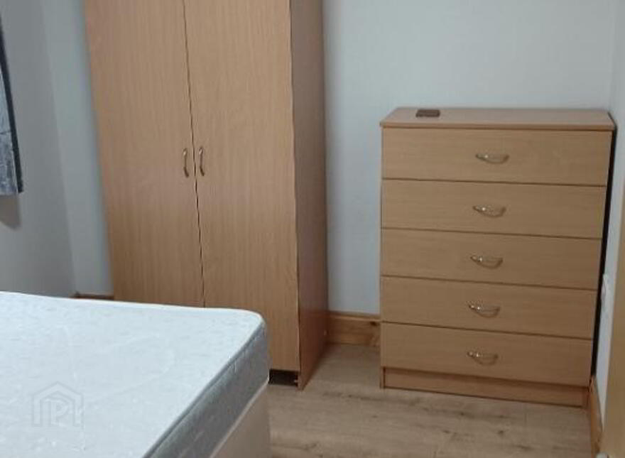 Eglantine Gardens, Belfast, BT9 6EZ
