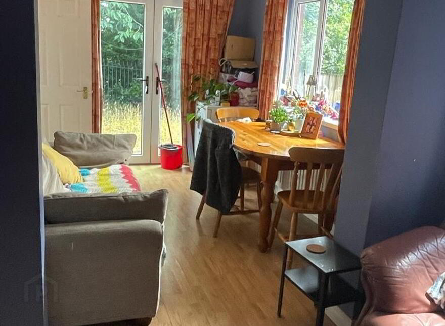 90 Sandhurst Drive, Belfast, BT9 5AZ