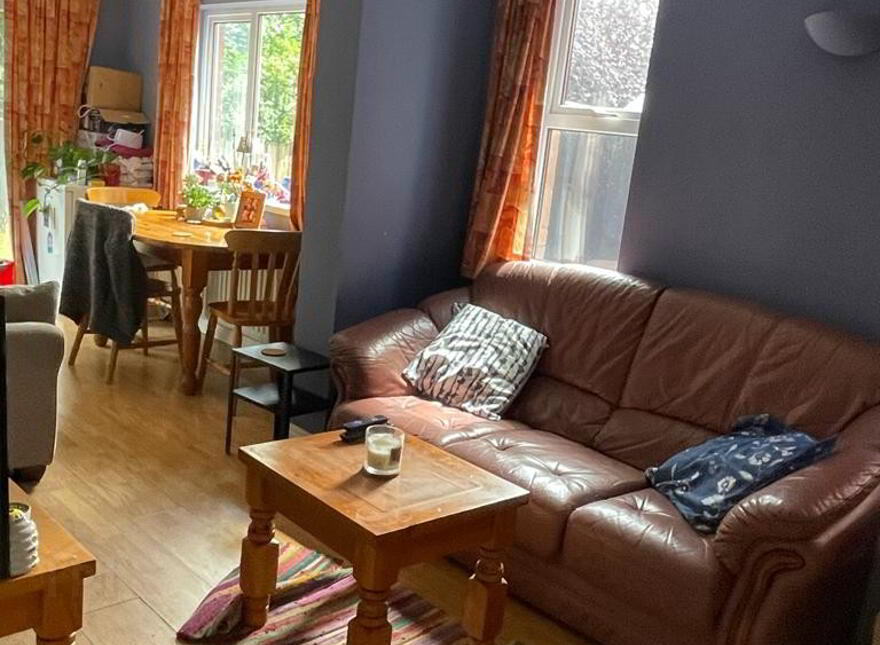 90 Sandhurst Drive, Belfast, BT9 5AZ