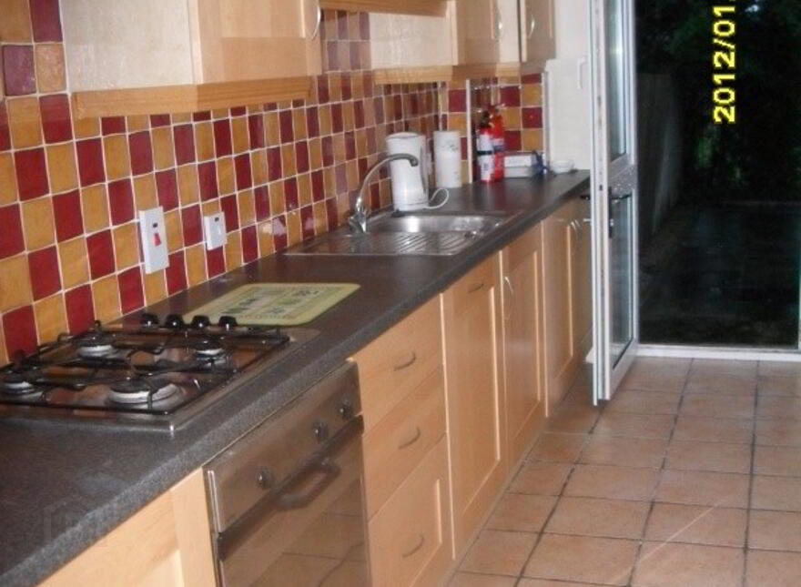90 Sandhurst Drive, Belfast, BT9 5AZ