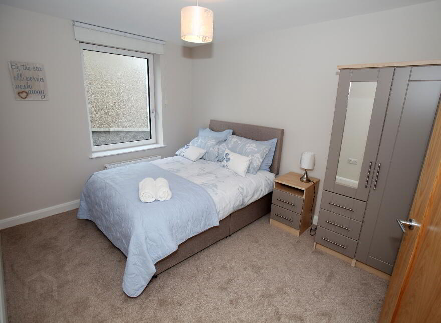 HOLIDAY LET, 6 Station Road, Portstewart, BT55 7DA