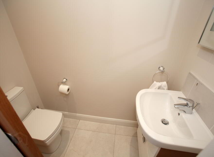 HOLIDAY LET, 6 Station Road, Portstewart, BT55 7DA