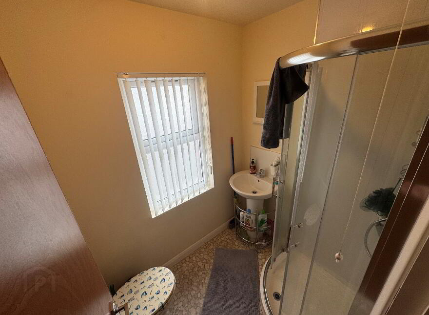 Apt 1, 233 Donegall Avenue, Belfast, BT12 6LU