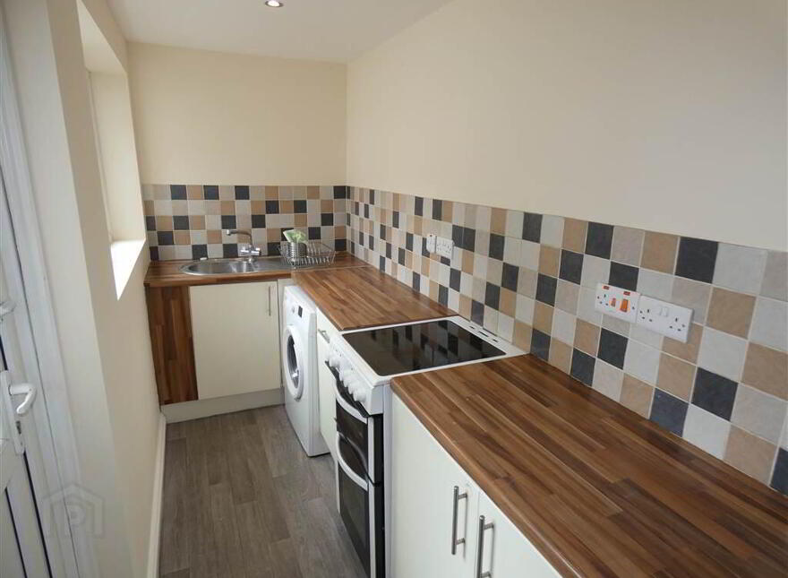 59 Strandburn Drive, Sydenham, Belfast, BT4 1NA