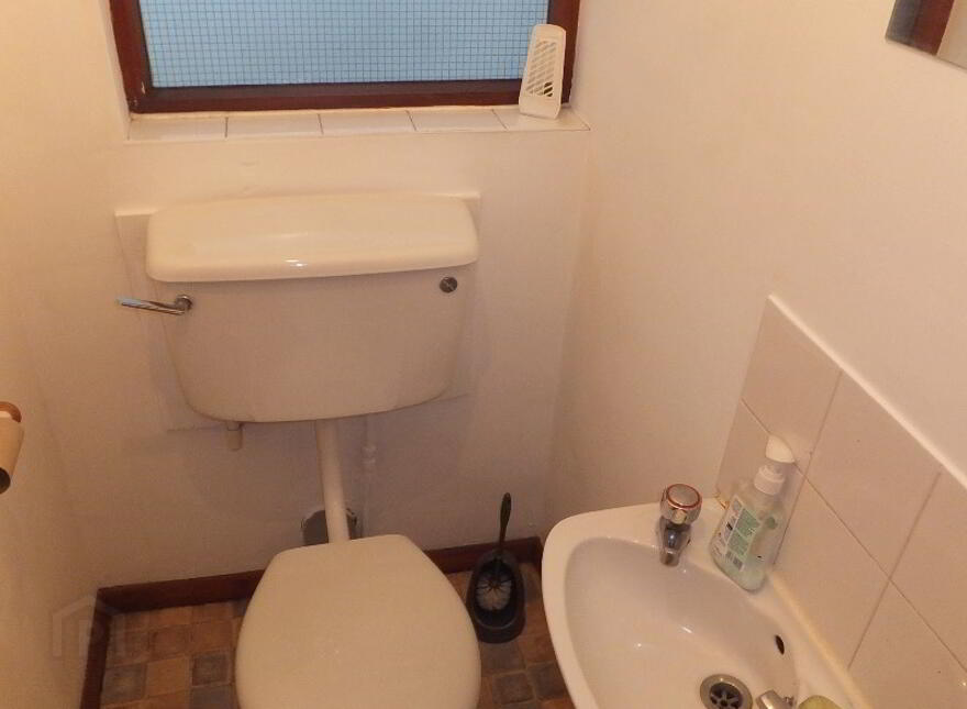 Unit 2, 77 University Avenue, Belfast, BT7 1GX