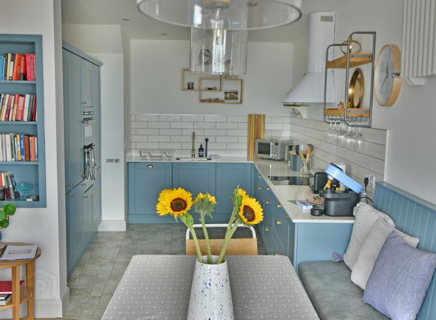 NORTH (holiday Let), 59 The Promenade, Portstewart, BT55 7AF