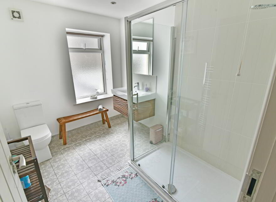 NORTH (holiday Let), 59 The Promenade, Portstewart, BT55 7AF
