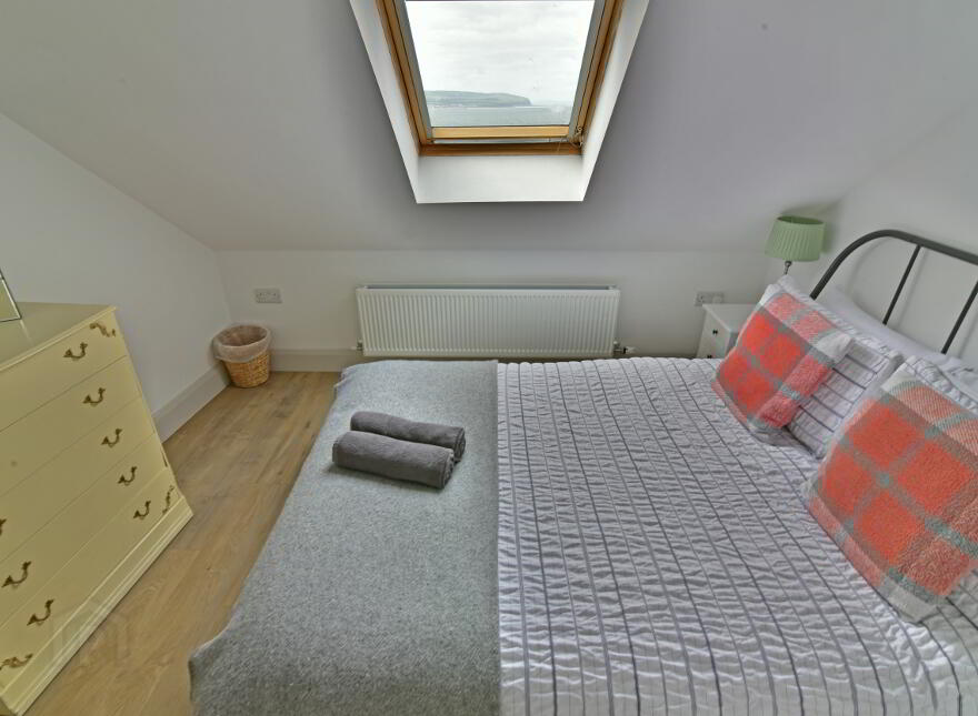 NORTH (holiday Let), 59 The Promenade, Portstewart, BT55 7AF