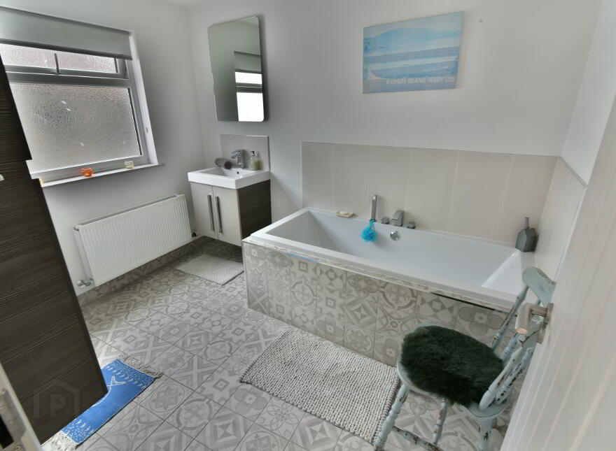 NORTH (holiday Let), 59 The Promenade, Portstewart, BT55 7AF