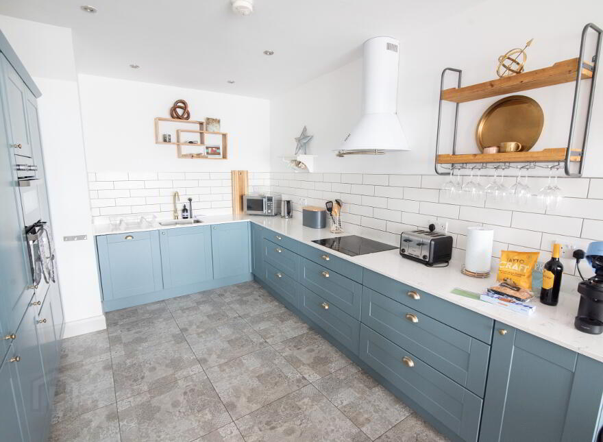 NORTH (holiday Let), 59 The Promenade, Portstewart, BT55 7AF