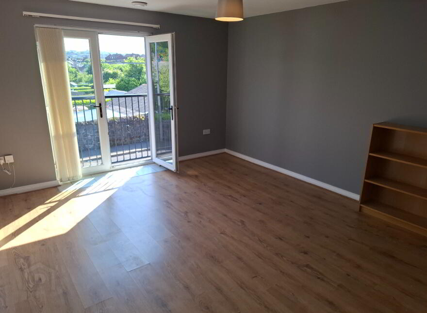 Glenarm Road, Larne, BT40 1DS