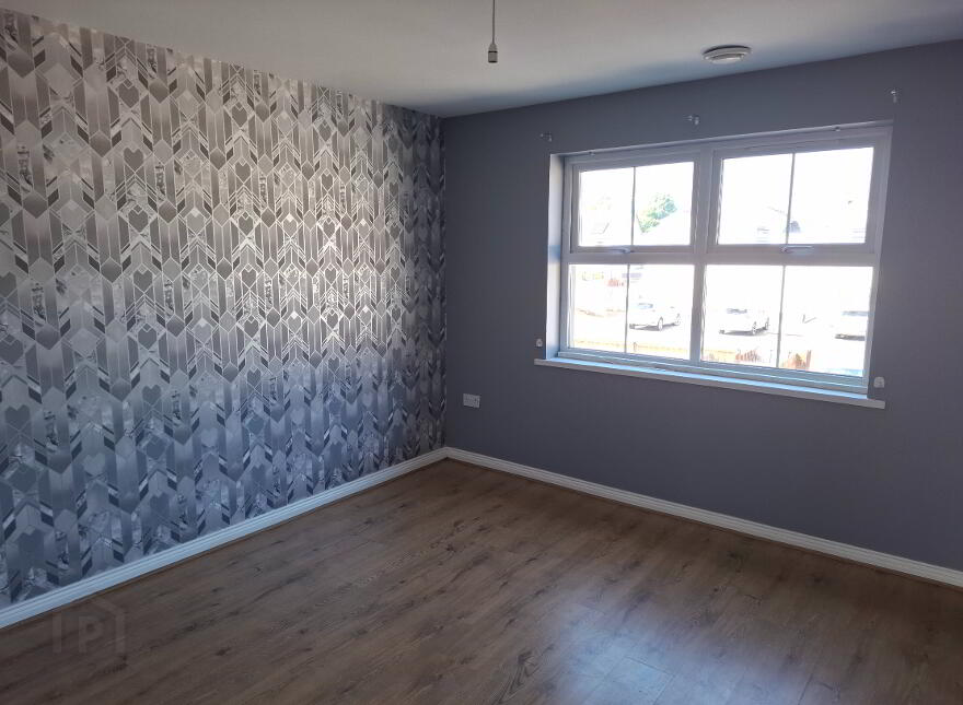 Glenarm Road, Larne, BT40 1DS