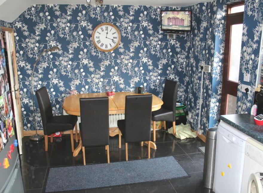 27 Ballygowan Gardens, Bangor, BT19 1QG