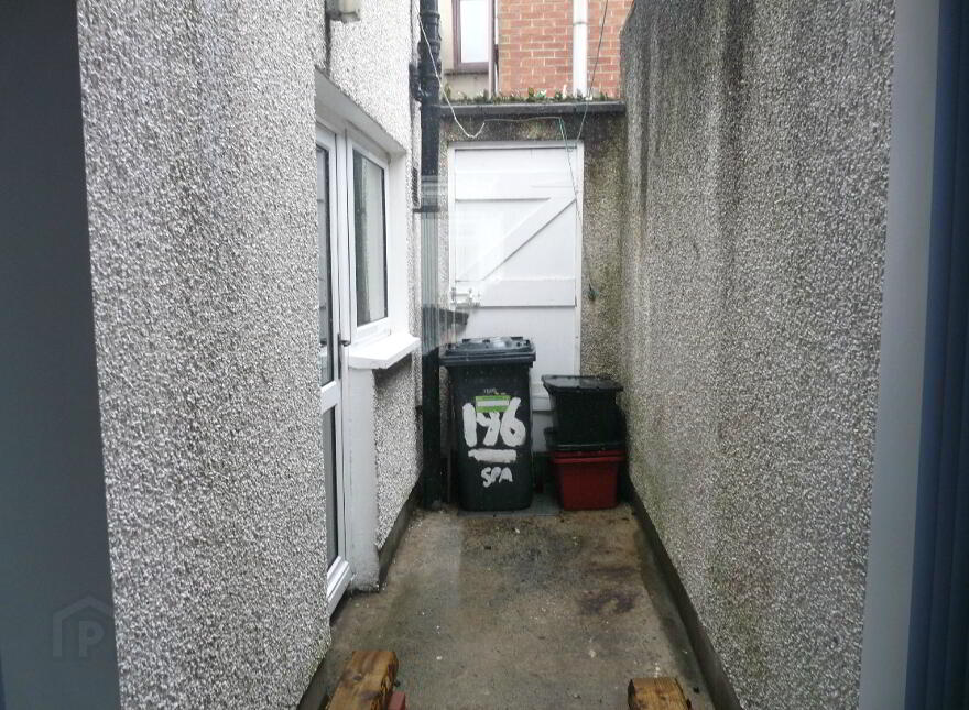 196 Spamount Street, North Belfast, BT15 2FF