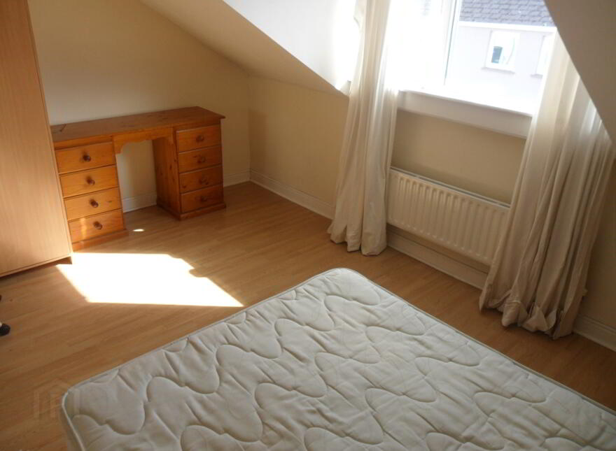 Flat 2, 28 Magdala Street, Belfast, BT7 1PU