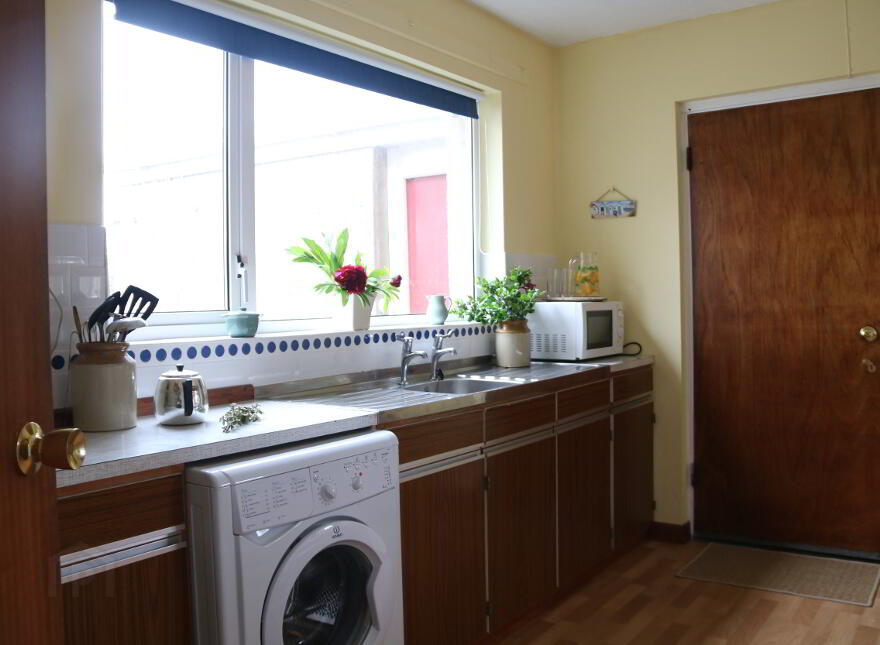 2 Carneybaun Drive, Portrush, BT56 8JA