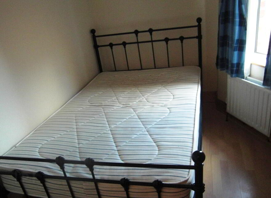 Cromwell Road, Botanic Avenue, Belfast, BT7 1JW