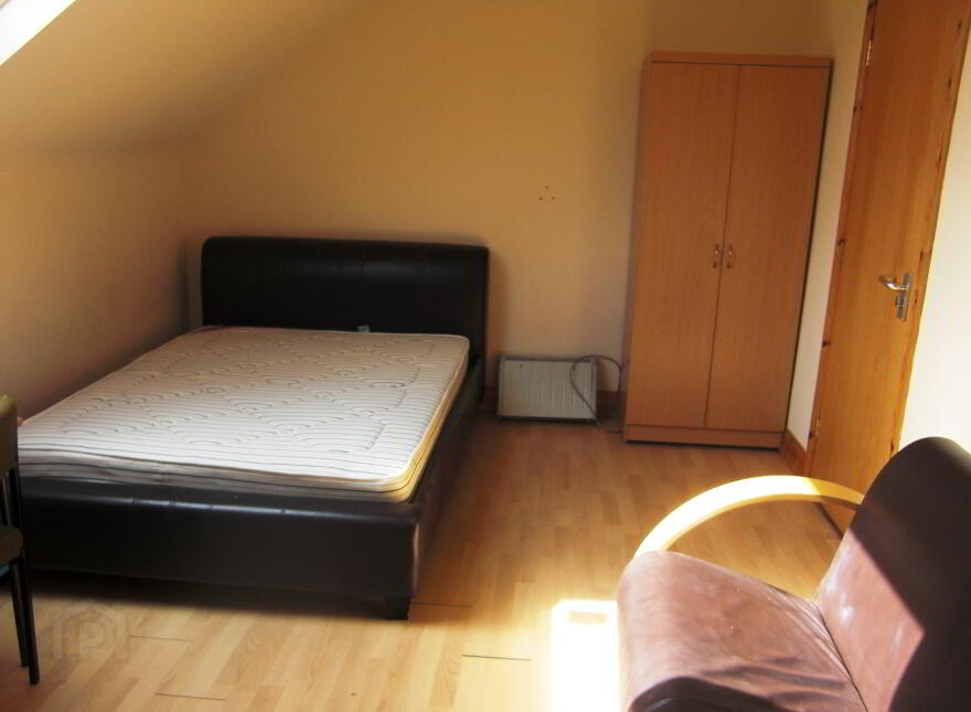 Cromwell Road, Botanic Avenue, Belfast, BT7 1JW