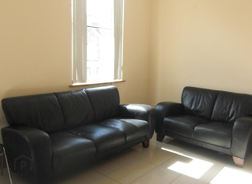 Cromwell Road, Botanic Avenue, Belfast, BT7 1JW
