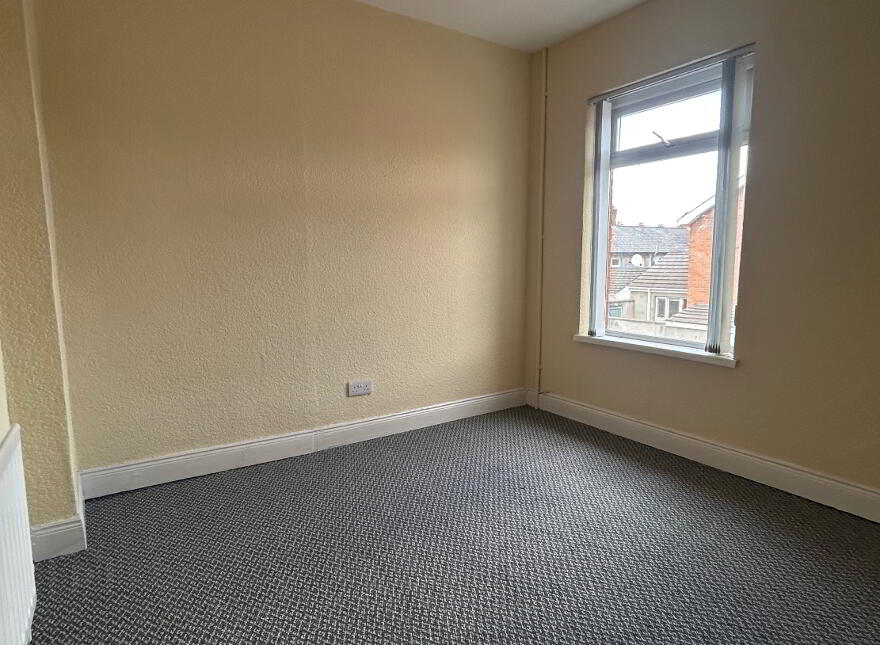 62 Oakdene Parade, Belfast, BT4 1LB