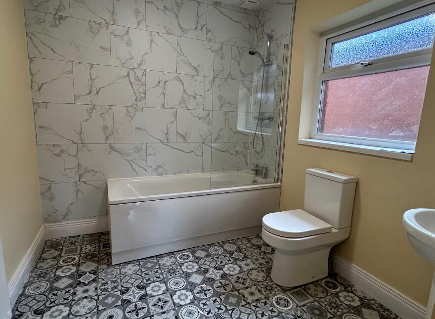62 Oakdene Parade, Belfast, BT4 1LB