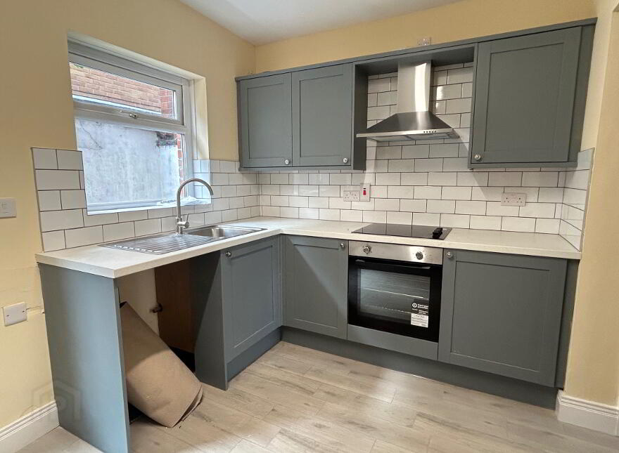 62 Oakdene Parade, Belfast, BT4 1LB