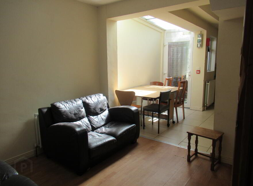 25 Carmel Street, Belfast, BT7 1QE