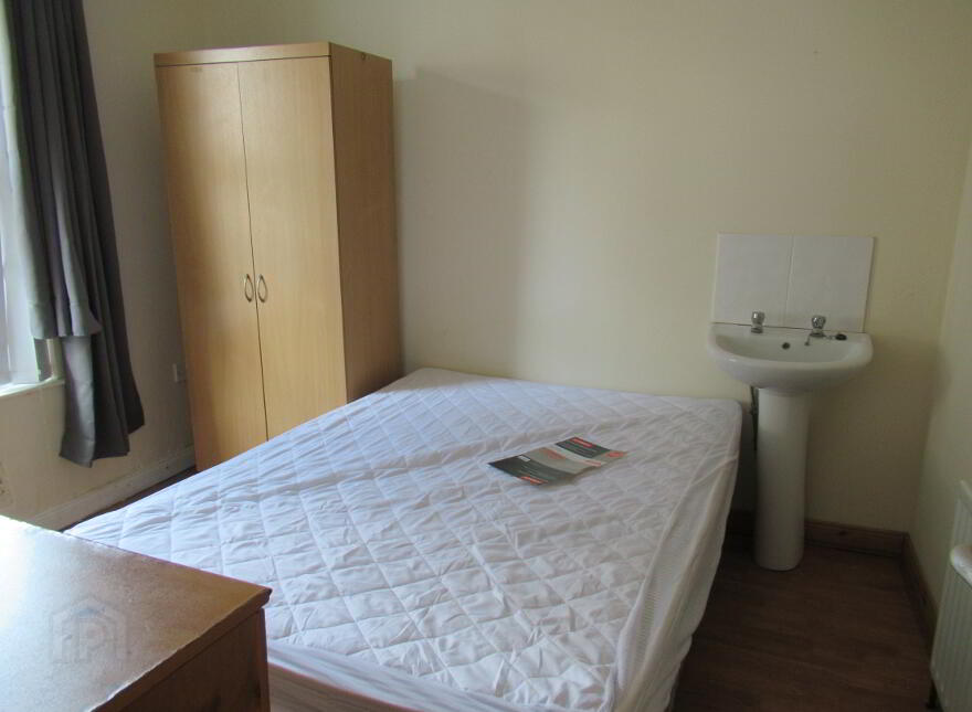 25 Carmel Street, Belfast, BT7 1QE