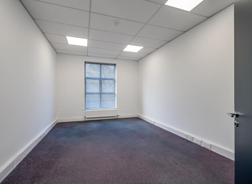 1 Lissue Walk, Lisburn, BT28 2SU